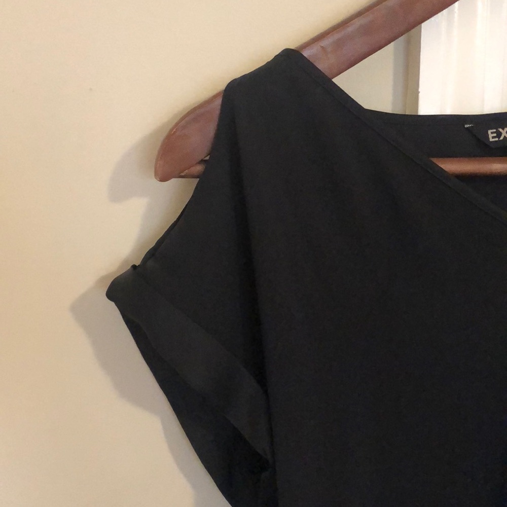 Express black blouse - Picture 3 of 3